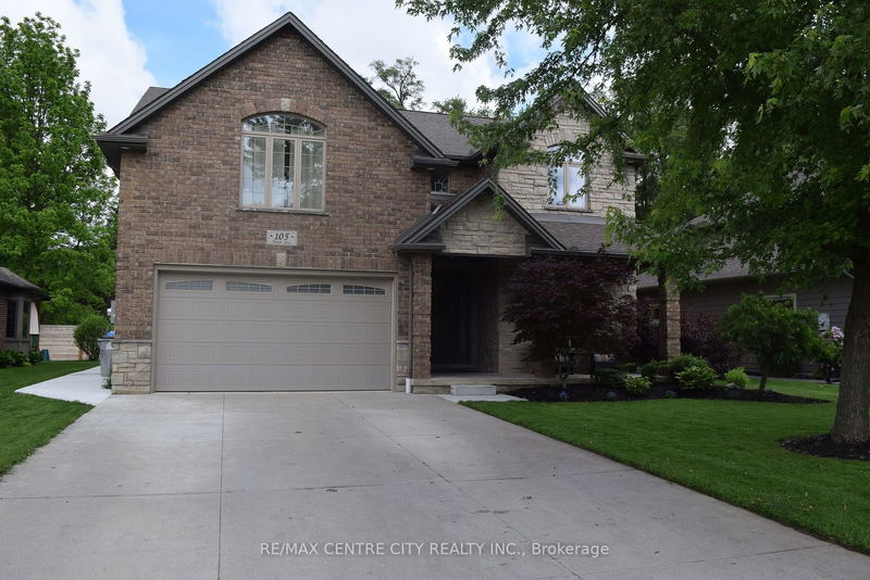 home for sale on 105 UNION Avenue