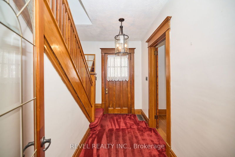 5835 Symmes St  Niagara Falls, L2G 2G4 | Image 3