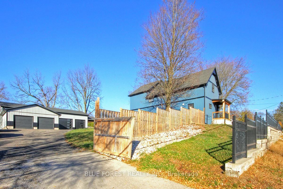 Listing Image 3