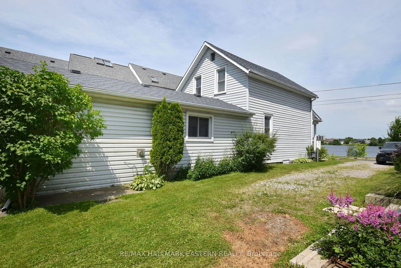 61 Crescent St  Peterborough, K9J 2G2 | Image 7