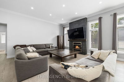 15 Pioneer Ridge Dr, Kitchener -  image-0-4