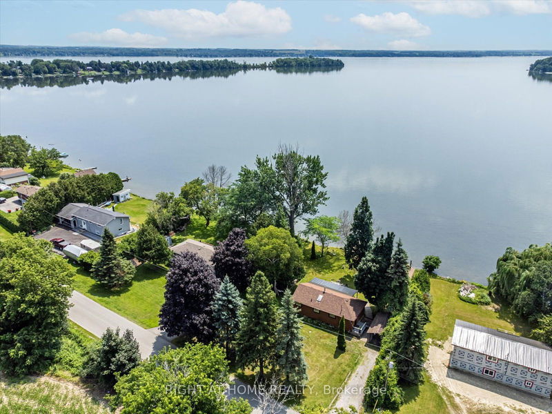 93 Oakdene Cres  Kawartha Lakes, K0M 2C0 | Image 2