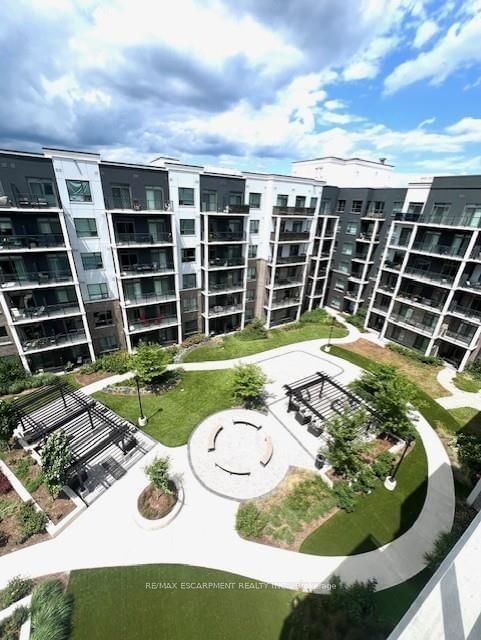 home for sale on 623-5055 GREENLANE Road