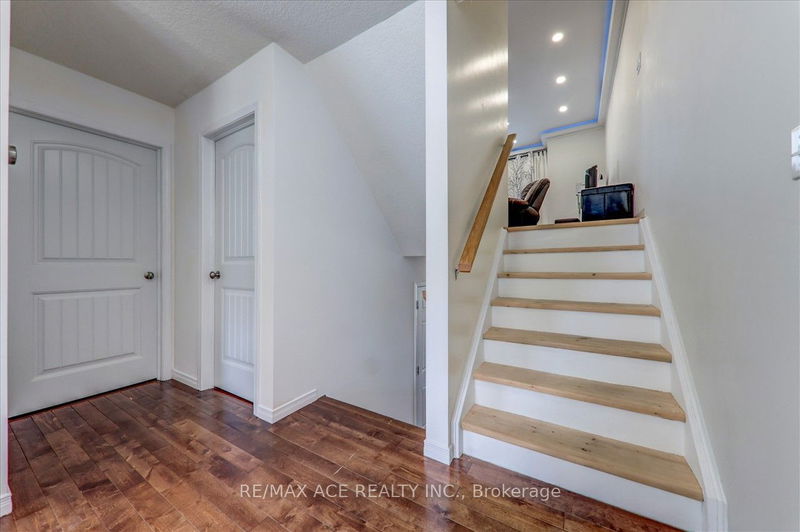 284 Sophia Cres  Kitchener, N2R 1X9 | Image 15