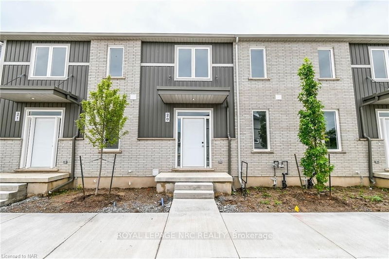 home for lease on 20-121A Moffatt Street