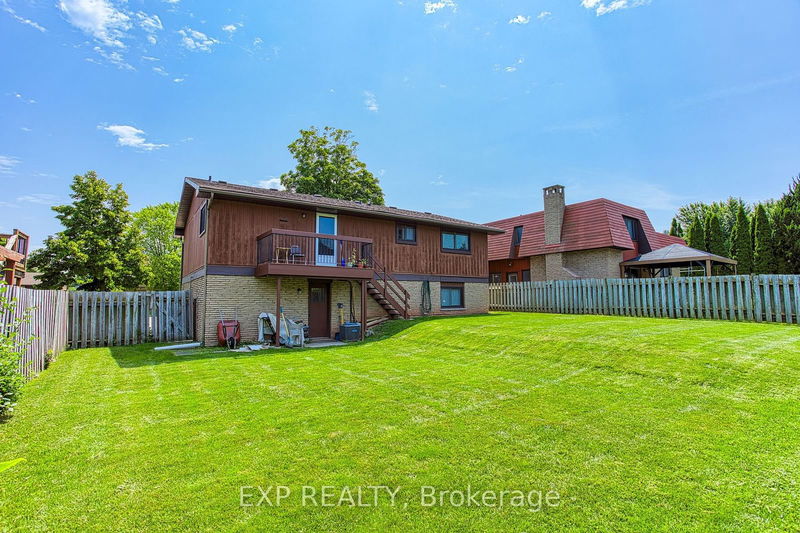 4 Cedar Glen  Grimsby, L3M 4K2 | Image 32