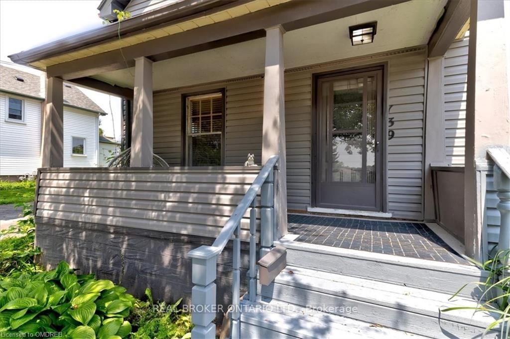 Listing Image 3