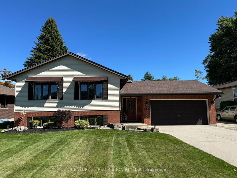 home for sale on 453 Head Street N