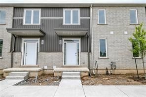 home for lease on 18-121A Moffatt Street