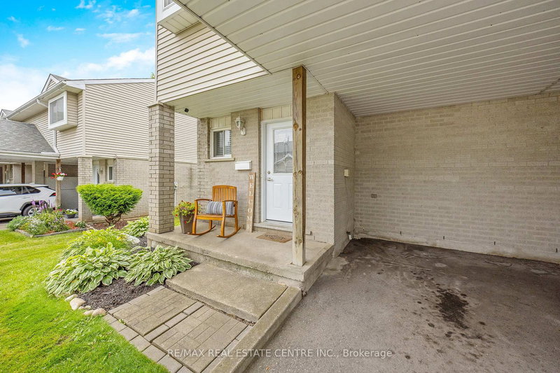36 - 125 Sekura Cres, Cambridge, N1R 8B4 | Image 3