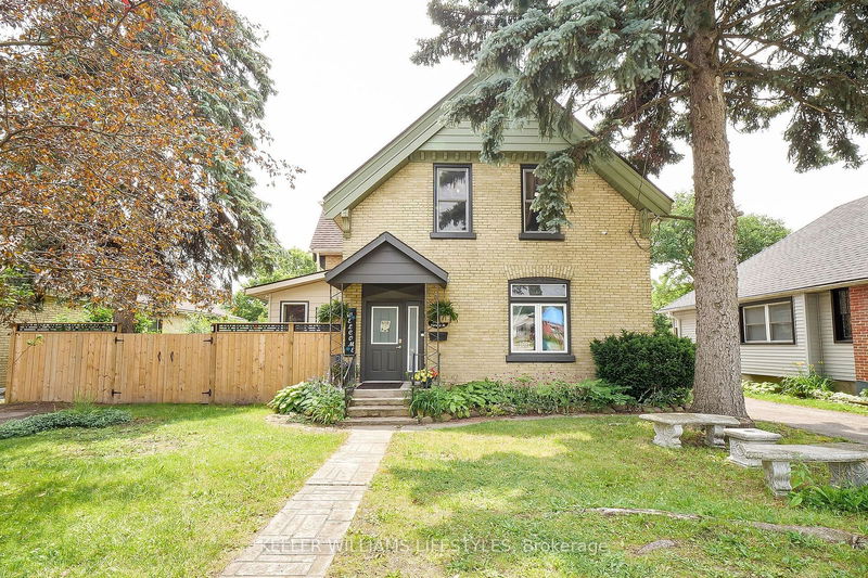 home for sale on 1051 Trafalgar Street