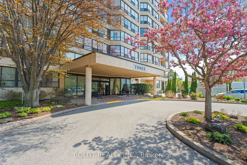 home for sale on 1001-3 Towering Heights Boulevard