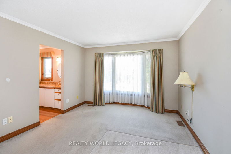 22 Glen Park Crt  Hamilton, L8K 6N6 | Image 18