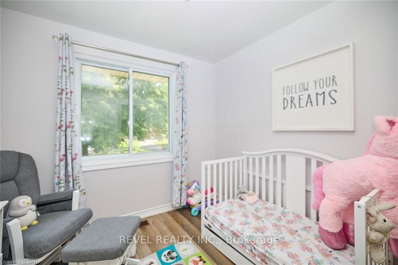 8 Wiltshire Blvd  Welland, L3C 5Z6 | Image 16