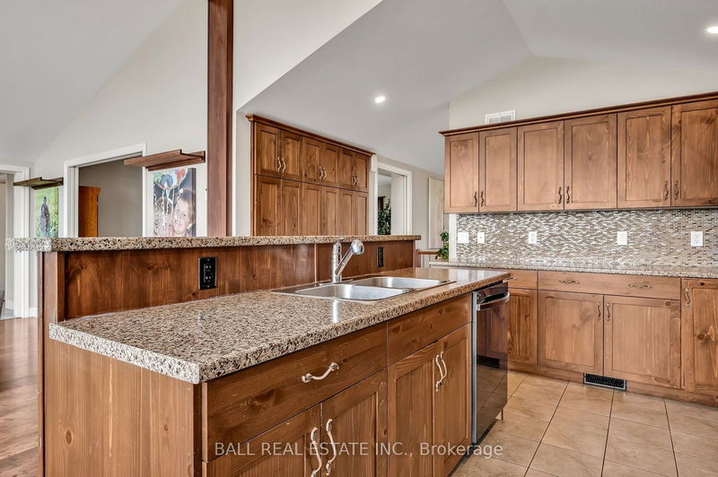 862 Doris Dr  Otonabee-South Monaghan, K0L 1B0 | Image 11