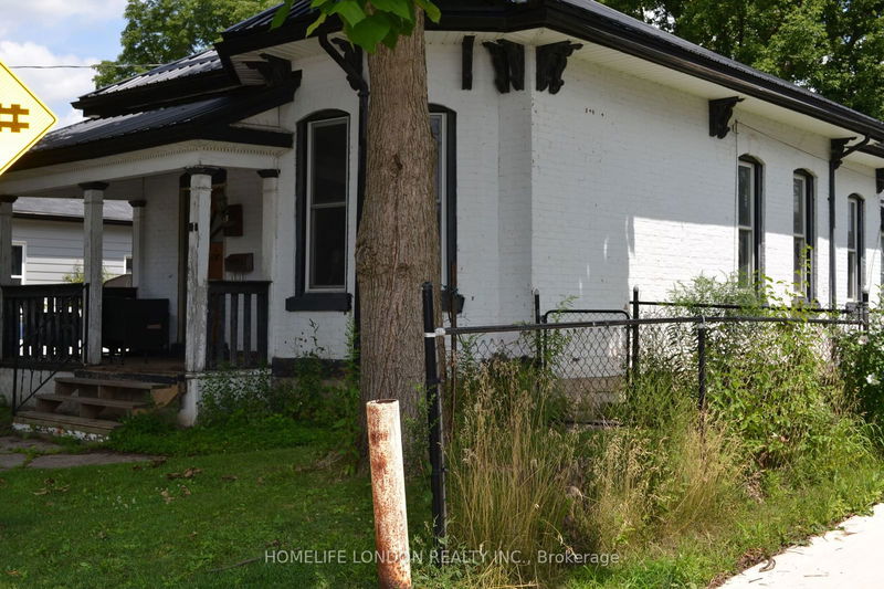 home for sale on 89 Manitoba Street