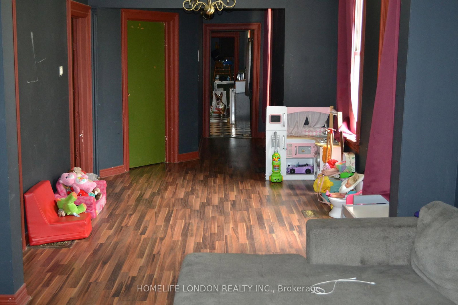 Listing Image 7