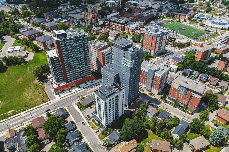 home for sale on 1101-158 King Street N