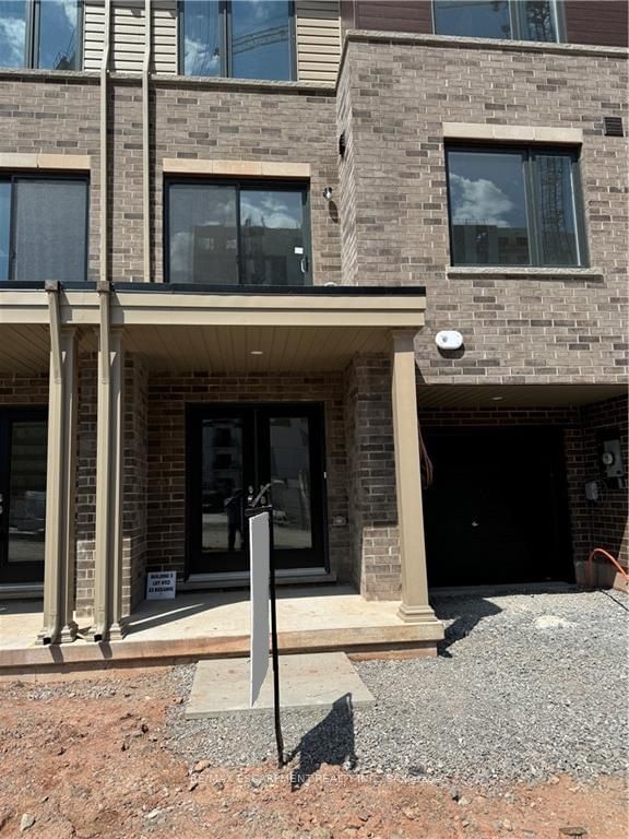home for lease on 112-33 Roxanne Drive