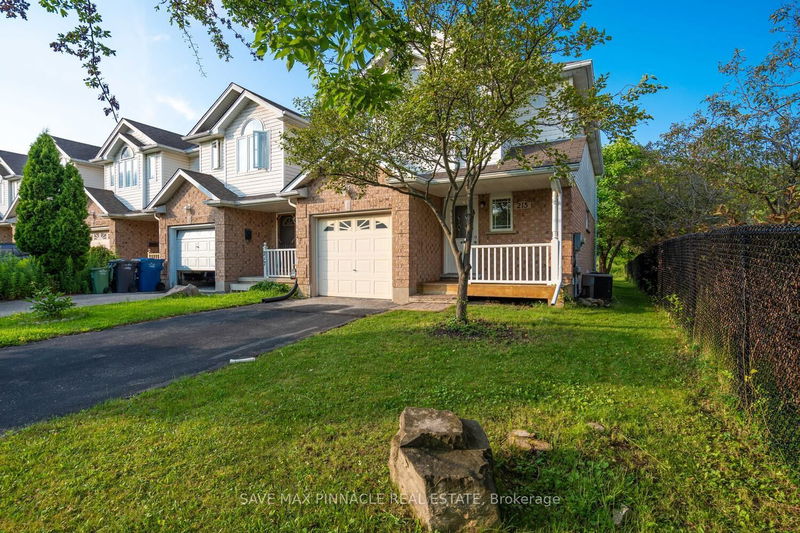 home for lease on 215 Terraview Crescent