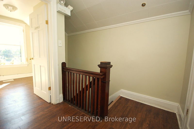 1405 King St E Cambridge, N3H 3R3 | Image 14