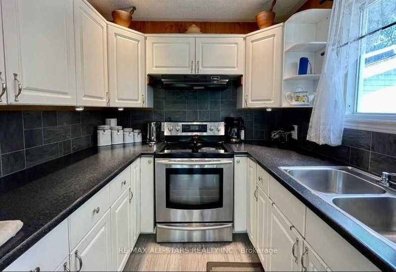 42 Cedar Bay Rd, Kawartha Lakes, L0K 1B0 | Image 2