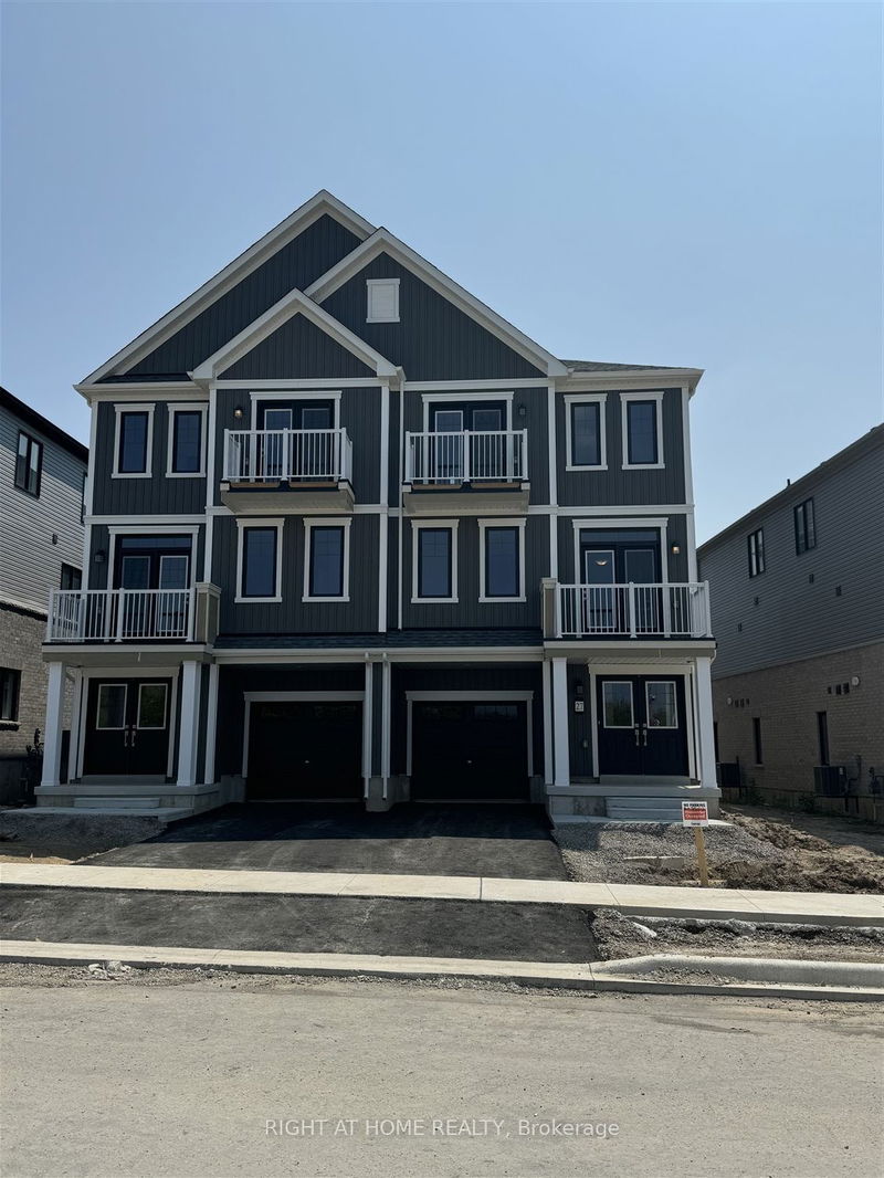 home for lease on 27 Central Market Drive