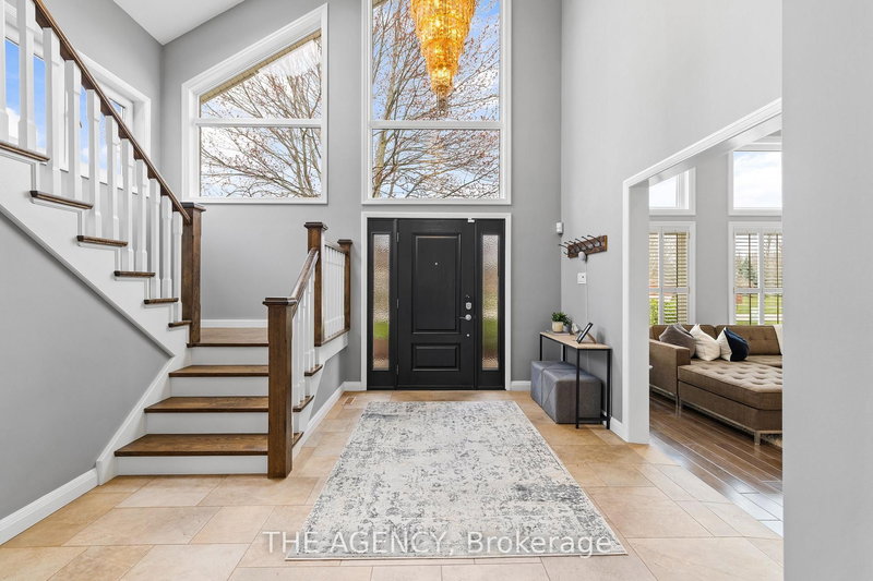 587 Manorwood Crt, Waterloo, N2K 3L7 | Image 3