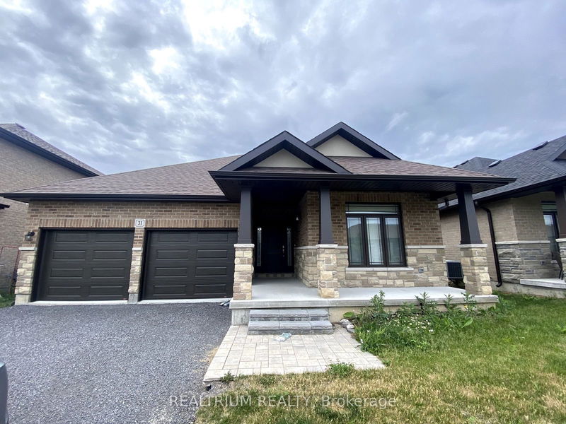 home for lease on 31 Covington Crescent