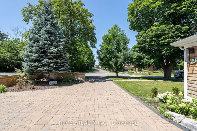 698 Rye St  Niagara-on-the-Lake, L0S 1J0 | Image 4