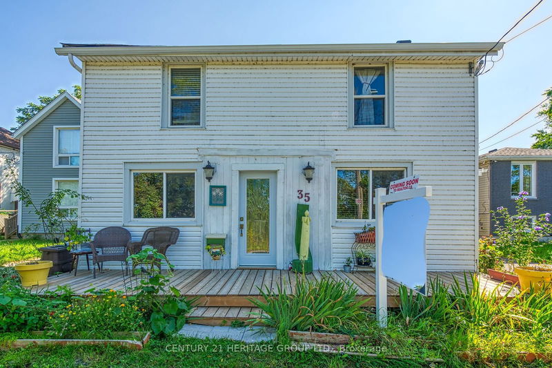 35 Canal Bank Rd  Port Colborne, L3K 2M6 | Image 1