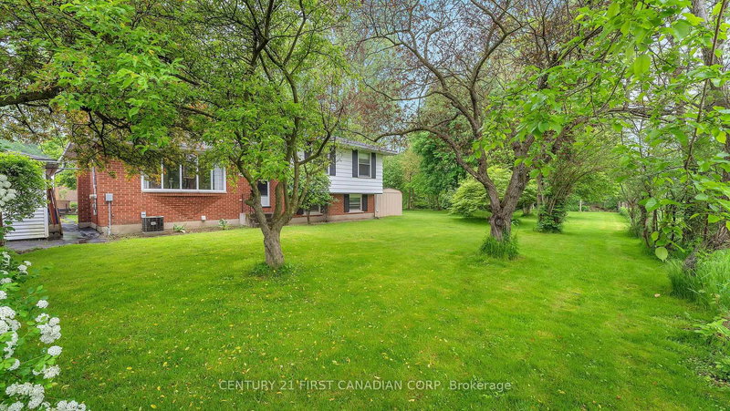 598 Mapledale Ave, London North, N5X 2B8 | Image 2