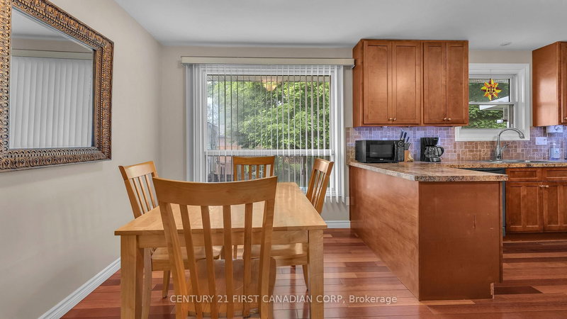598 Mapledale Ave, London North, N5X 2B8 | Image 3