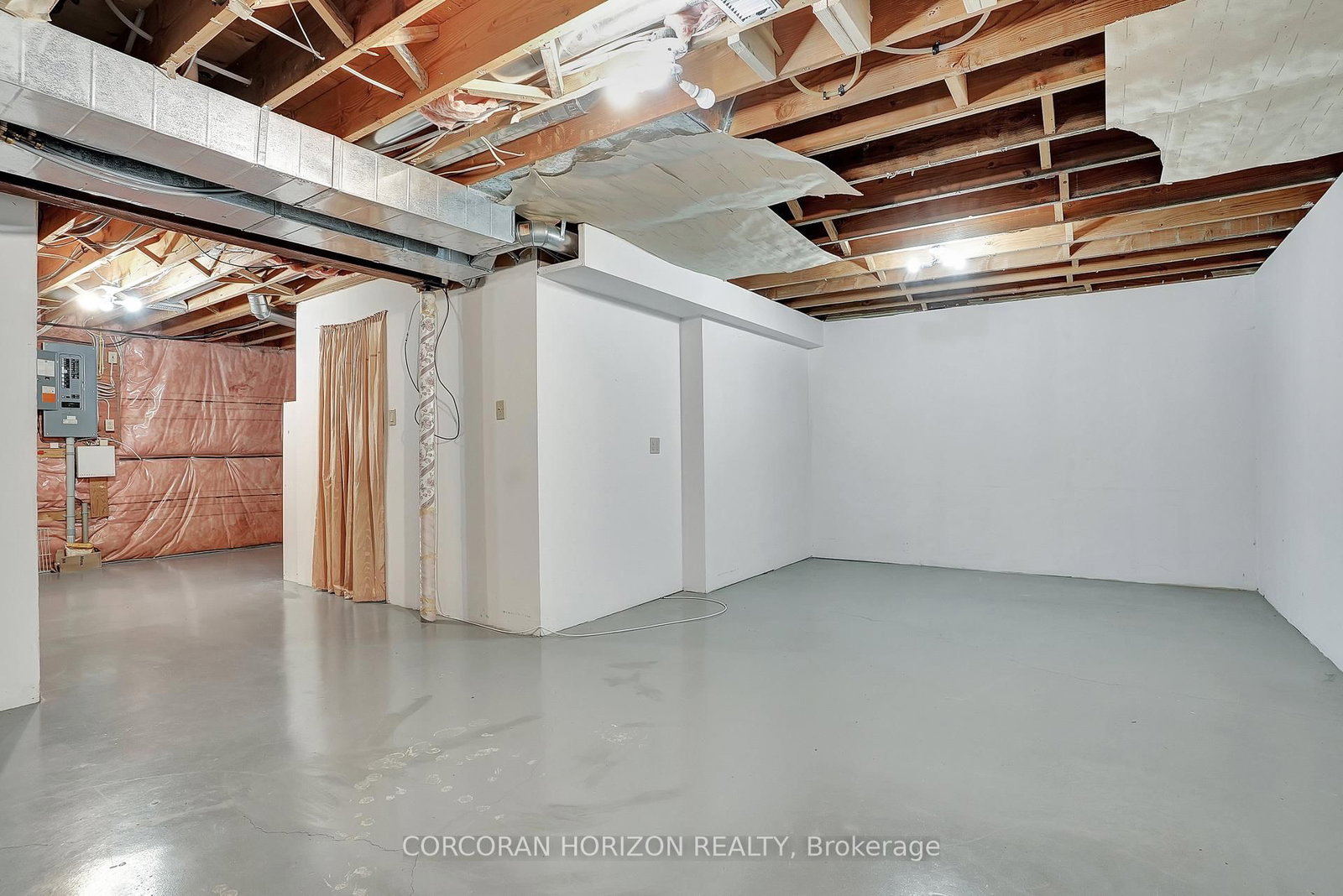 Listing Image 33