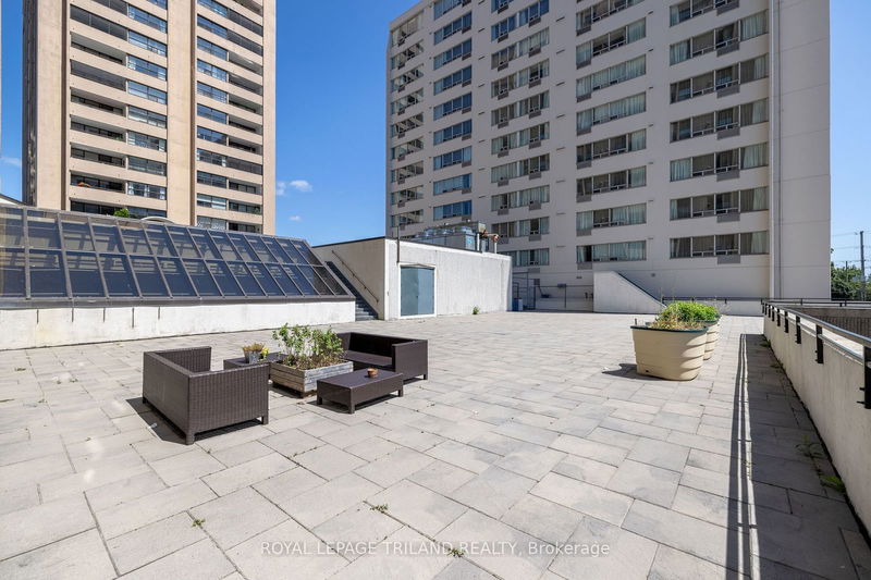  2302 - 389 Dundas St  London, N6B 3L5 | Image 34