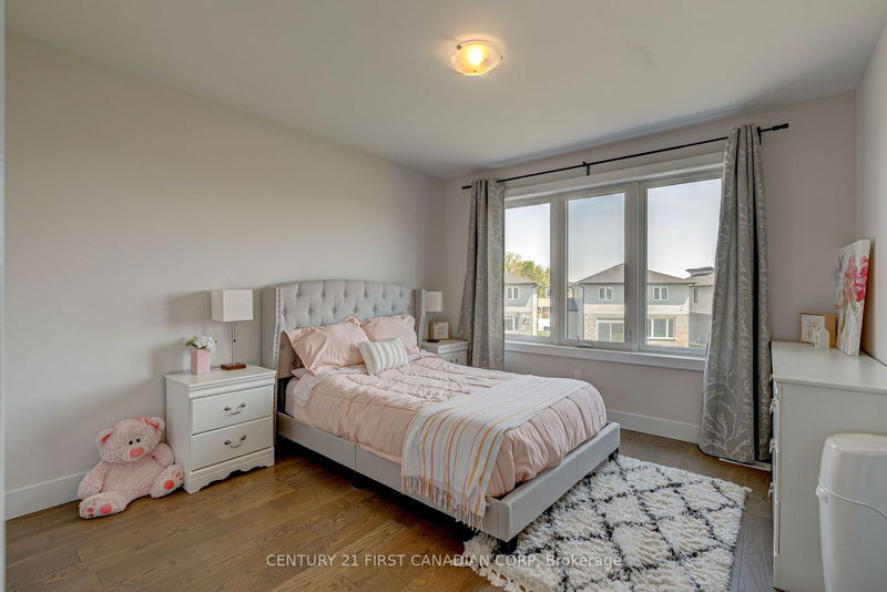 1318 RED PINE Crossing   London, N6G 0W1 | Image 28