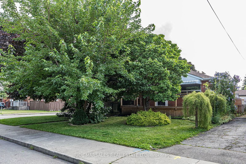 home for sale on 173 East 45th Street