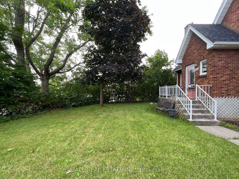 1220 Clonsilla Ave  Peterborough, K9J 5Y9 | Image 5