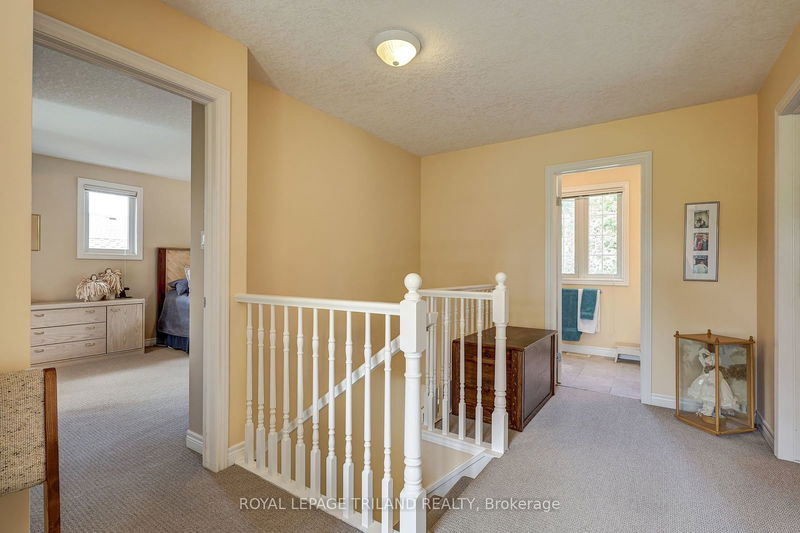 31 Symphony Crt  St. Thomas, N5P 4K1 | Image 18