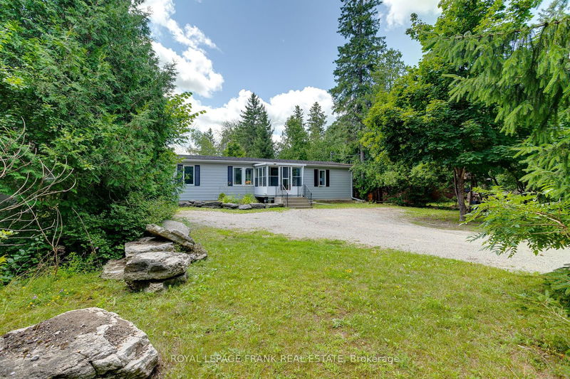 51 Riverside Dr  Kawartha Lakes, K0M 1A0 | Image 1