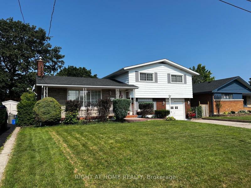 28 Lorne Ave  Grimsby, L3M 2H7 | Image 2