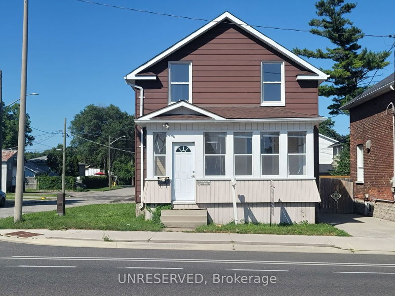 home for lease on 1405 King Street E