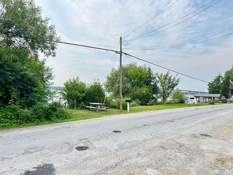 115 Ridley St  Prince Edward County, K8N 4Z1 | Image 5