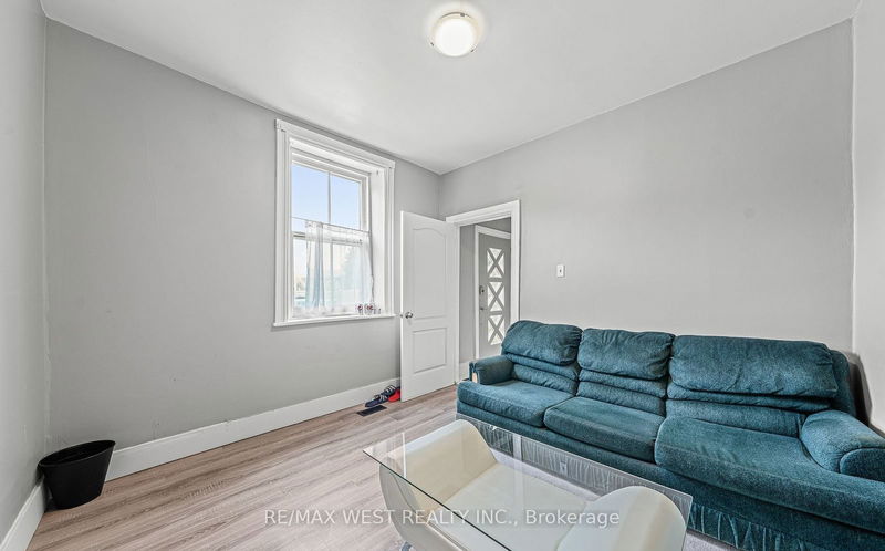 58 Brook St E Cambridge, N1R 4C3 | Image 3