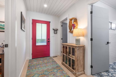 339595 Presqu'ile Road — more photos