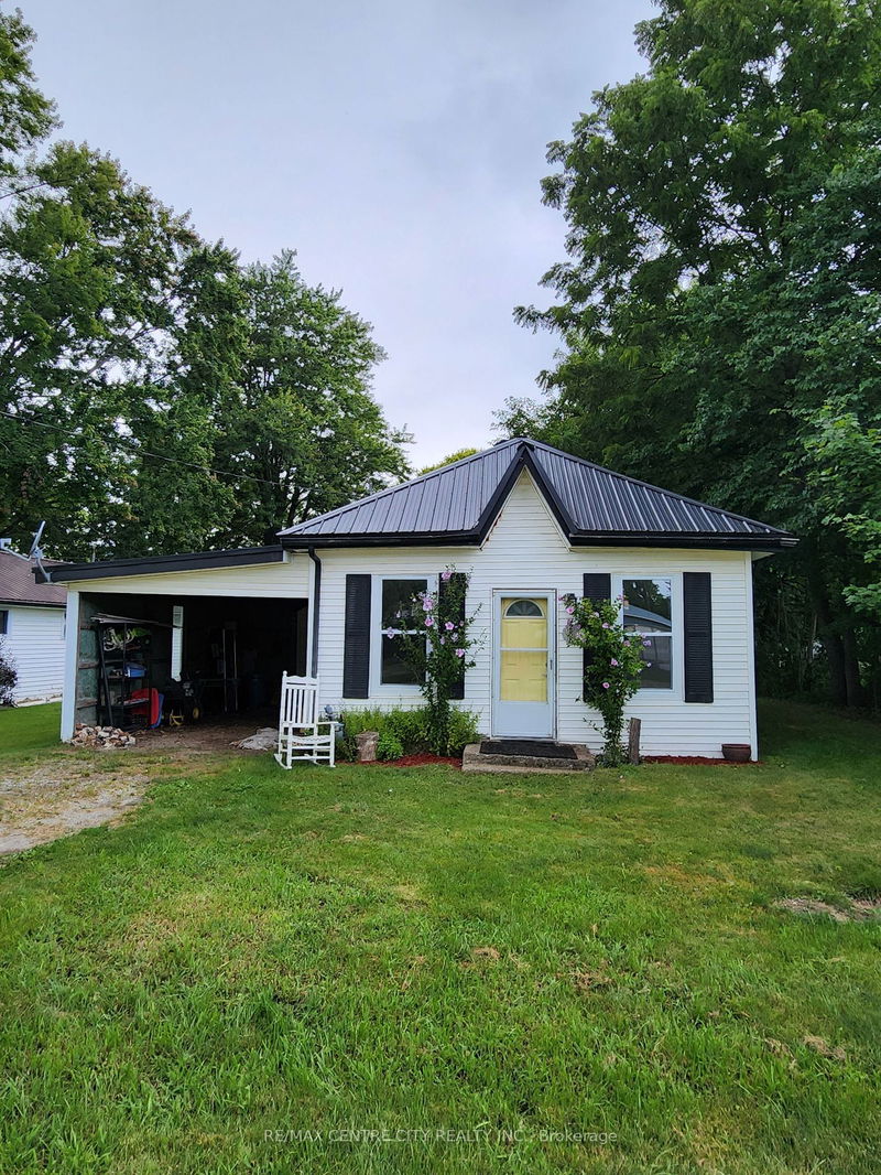 home for sale on 288 Elm Street W