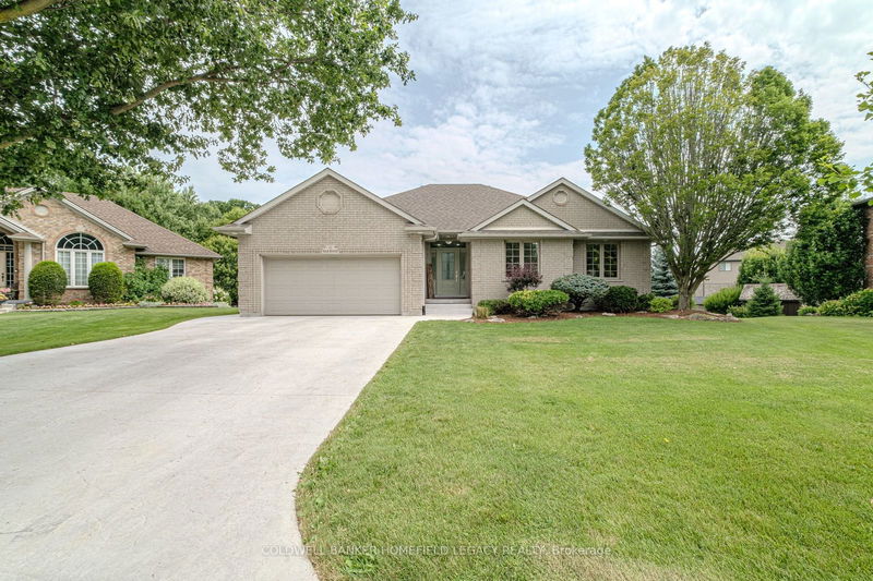 home for sale on 11 Oakwood Court