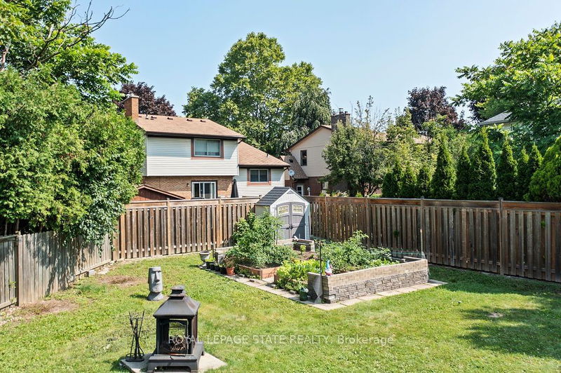 574 Tomahawk Cres  Hamilton, L9G 3T5 | Image 6