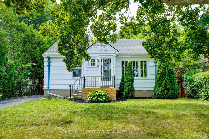 home for sale on 27 Lambeth Avenue
