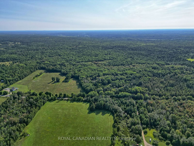 1058 Northline Rd  Kawartha Lakes, K0M 1K0 | Image 2